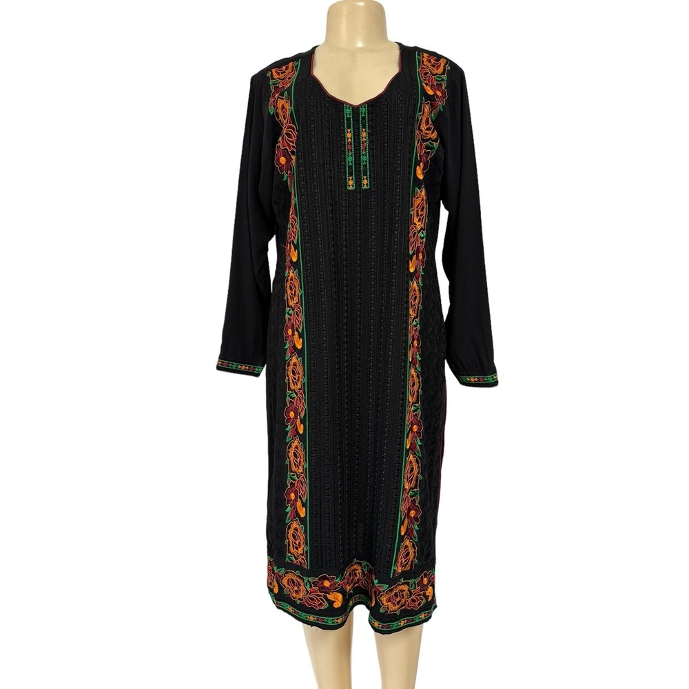 VTG Kaftan Black Floral Embroidered Stitch-Work Crochet Womens Mumu Side Slit‎